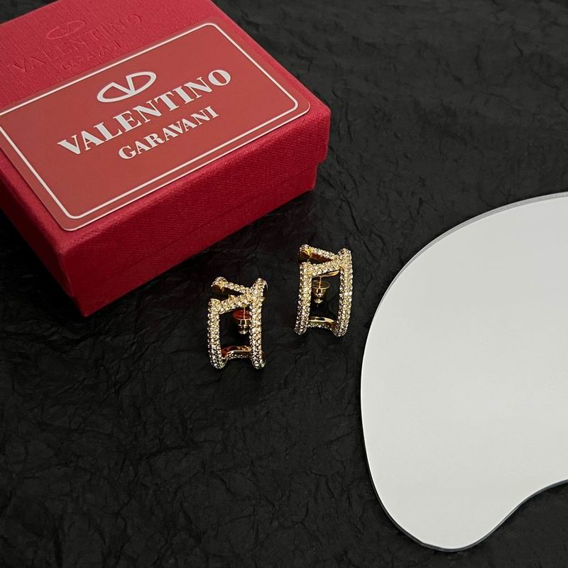Valentino earring 11lyx16